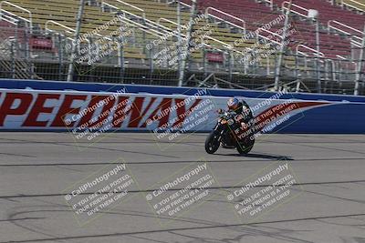 media/Aug-27-2022-Fastrack Riders (Sat) [[c588535105]]/Level 4/Session 1 Start Finish/